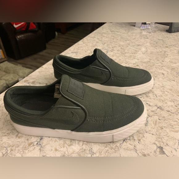 Nike slip ons Stefan Janoski - Picture 4 of 15